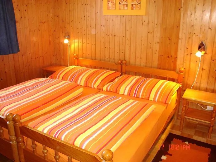 jaegerheim_schlafzimmer.jpg